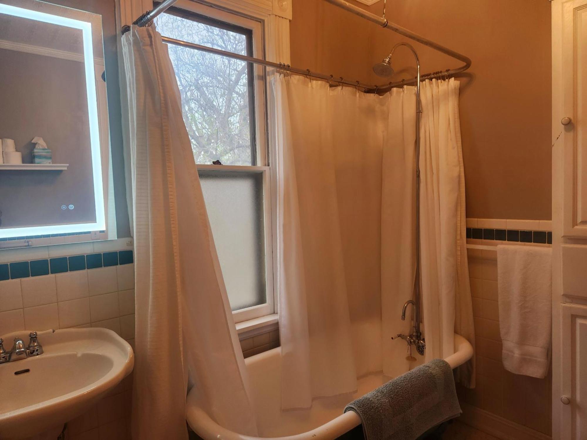 Downen House Bed & Breakfast Pueblo Quarto foto